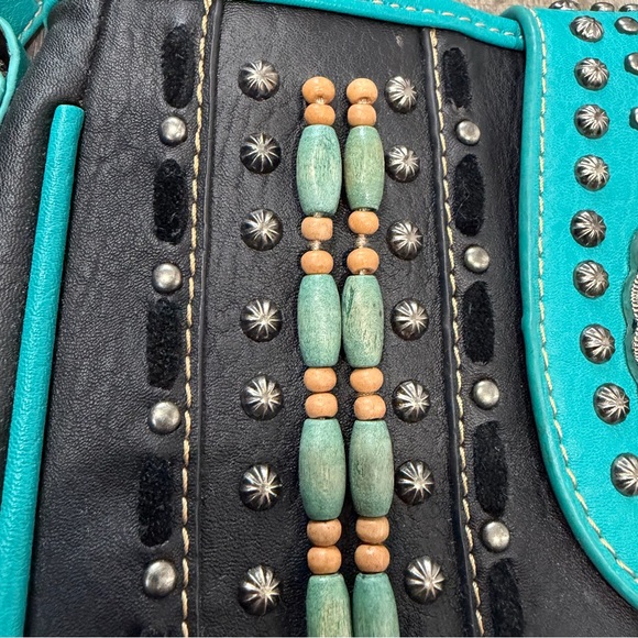Montana West Boho Western Crossbody Bag - Picture 4 of 10
